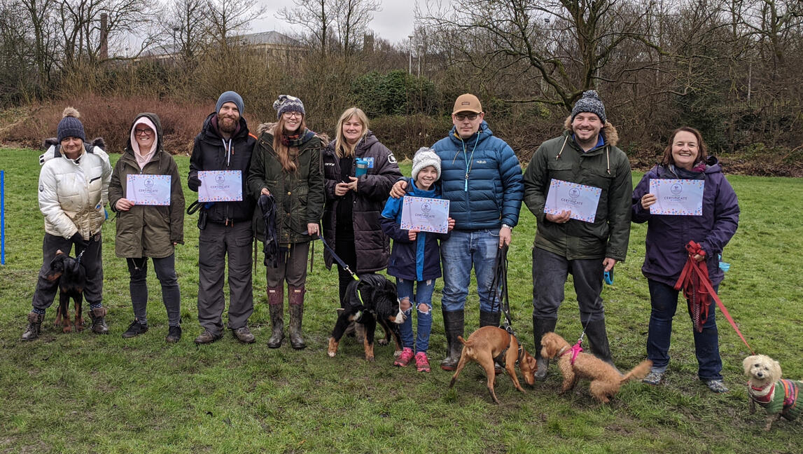 six-week-puppy-course-baildon Six-week puppy training course in Baildon for 12-24 week old puppies – recall, walking, calmness